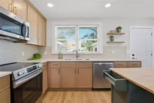 918 E Lambright St, Tampa, FL 33604 - Photo 14