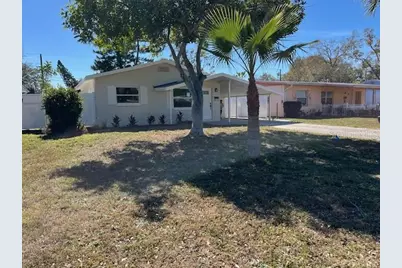 710 74th Avenue N, Saint Petersburg, FL 33702 - Photo 2