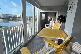 10216 Regal Dr, Largo, FL 33774 - Photo 10