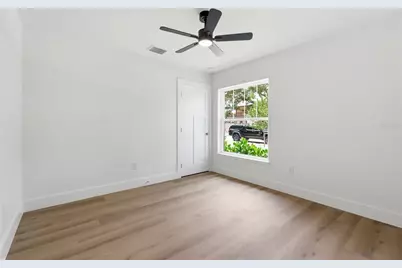 3837 44th Avenue N, Saint Petersburg, FL 33714 - Photo 12
