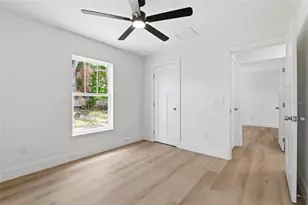 3837 44th Ave N, Saint Petersburg, FL 33714 - Photo 22