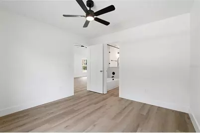 3837 44th Avenue N, Saint Petersburg, FL 33714 - Photo 14