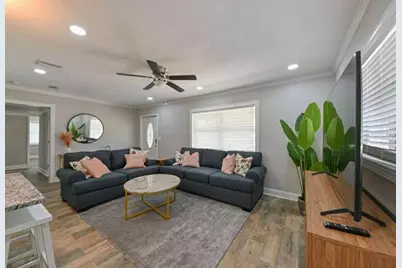4803 Wishart Boulevard, Tampa, FL 33603 - Photo 4