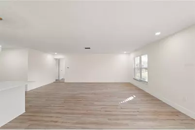 4915 Whiteoak Drive E, Lakeland, FL 33813 - Photo 8