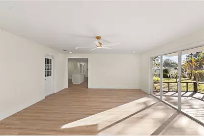 4915 Whiteoak Drive E, Lakeland, FL 33813 - Photo 12