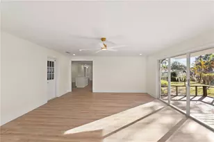 4915 Whiteoak Dr E, Lakeland, FL 33813 - Photo 12