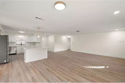 4915 Whiteoak Drive E, Lakeland, FL 33813 - Photo 6