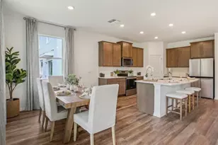 35638 Lowery Trl, Zephyrhills, FL 33541 - Photo 8