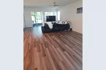 404 Darcy Bluff Place, Valrico, FL 33594 - Photo 2