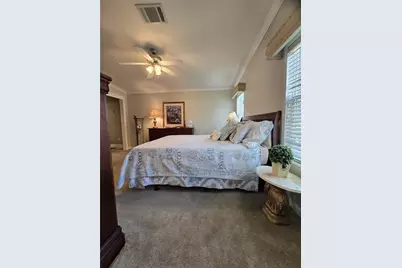 6306 Wealthy Lane, Zephyrhills, FL 33542 - Photo 20