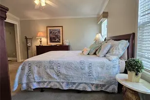 6306 Wealthy Ln, Zephyrhills, FL 33542 - Photo 20