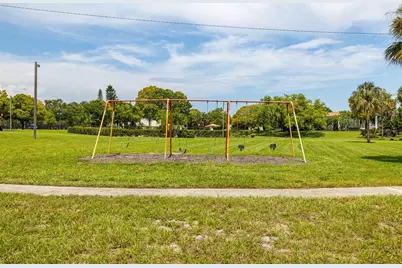 4311 La Vera Court, Tampa, FL 33611 - Photo 38