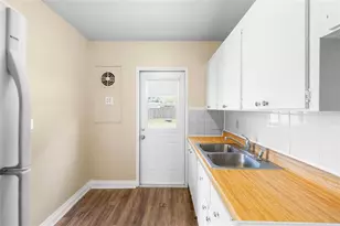 3904 S Clark Ave, Tampa, FL 33611 - Photo 10