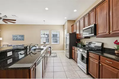 221 Sunset Crest Court, Apollo Beach, FL 33572 - Photo 8