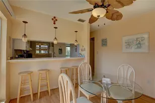 428 Windrush Bay Dr, Tarpon Springs, FL 34689 - Photo 10