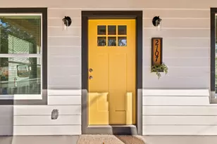 2107 W Cherry St, Tampa, FL 33607 - Photo 2