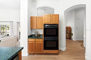 5825 Hawkwood Ct, Lithia, FL 33547 - Photo 12