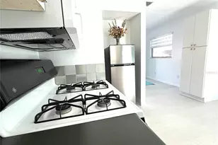 12400 Park Blvd, Seminole, FL 33772 - Photo 14
