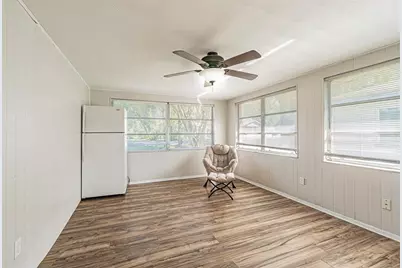 5511 10th Street, Zephyrhills, FL 33542 - Photo 8