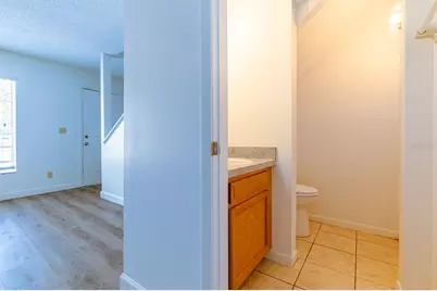 5130 Sunridge Palms Drive, Tampa, FL 33617 - Photo 4