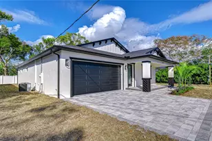 3213 W Aileen St, Tampa, FL 33607 - Photo 2