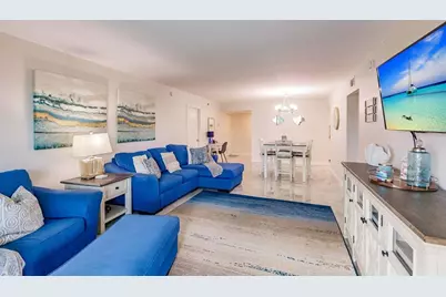 1200 E Peppertree Lane #206, Sarasota, FL 34242 - Photo 14