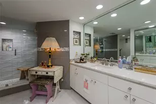 5700 Mariner St, Tampa, FL 33609 - Photo 48