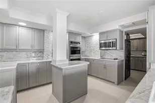 5700 Mariner St, Tampa, FL 33609 - Photo 4