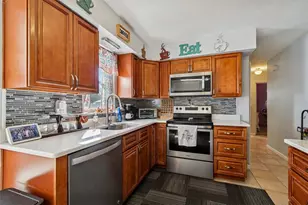 6533 26th St N, Saint Petersburg, FL 33702 - Photo 18