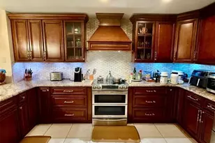 9611 Cypress Brook Rd, Tampa, FL 33647 - Photo 6