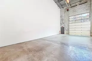 6500 Motor Enclave Wy, Tampa, FL 33610 - Photo 2