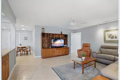 2316 S Shore Drive SE, Saint Petersburg, FL 33705 - Photo 16