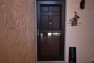 121 Fernwood Cir, Seminole, FL 33777 - Photo 2