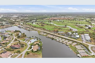 12710 SW Lake Side Drive, Lake Suzy, FL 34269 - Photo 36