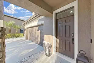 2202 Landside Dr, Valrico, FL 33594 - Photo 2