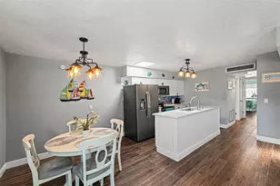 250 Rosery Rd NW, Largo, FL 33770 - Photo 12