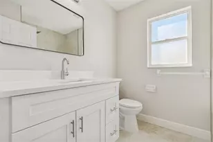 4675 56th Dr E, Bradenton, FL 34203 - Photo 12