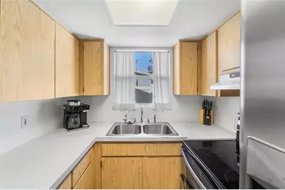 1221 36th Terrace N, Saint Petersburg, FL 33704 - Photo 6