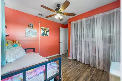 1221 36th Terrace N, Saint Petersburg, FL 33704 - Photo 12