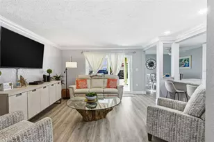 3775 40th Ln S, Saint Petersburg, FL 33711 - Photo 6