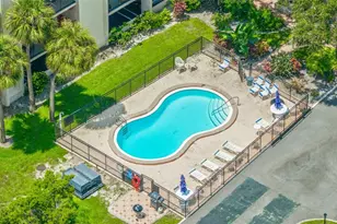 402 Tarpon Point, Tarpon Springs, FL 34689 - Photo 20