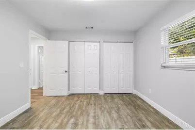 5698 38th Avenue N, Saint Petersburg, FL 33710 - Photo 20