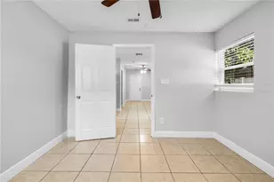 5698 38th Ave N, Saint Petersburg, FL 33710 - Photo 38