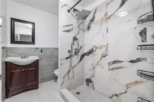 5698 38th Ave N, Saint Petersburg, FL 33710 - Photo 28