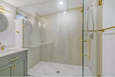 711 19th Avenue S, Saint Petersburg, FL 33705 - Photo 18