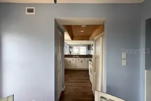 650 Island Way, Clearwater Beach, FL 33767 - Photo 14