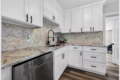4803 32nd Avenue N, Saint Petersburg, FL 33713 - Photo 12
