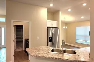 5524 Ocean Breeze Dr, Spring Hill, FL 34609 - Photo 4