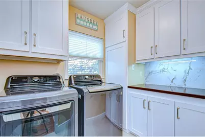 5008 Country Hills Drive, Tampa, FL 33624 - Photo 40