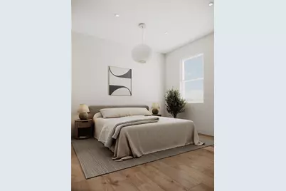 379 13th St N, Saint Petersburg, FL 33705 - Photo 12